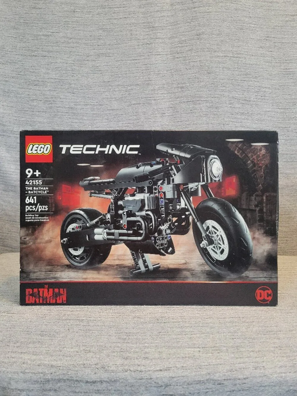 Lego Technic Batman- Batcycle 42155